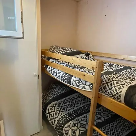 Apartment 3 Chambres, 6 Pers, Terrasse, Parking, A Proximite - Fr-1-379-142