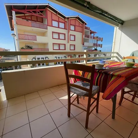 3 Chambres, 6 Pers, Terrasse, Parking, A Proximite - Fr-1-379-142 *
